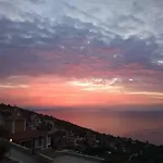 Villa Apollo Romantic Sea View Kiveri