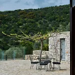 Apollo Romantic Sea View Kiveri