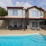 Apollo Romantic Sea View Villa *