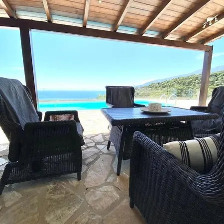 Apollo Romantic Sea View Kivérion