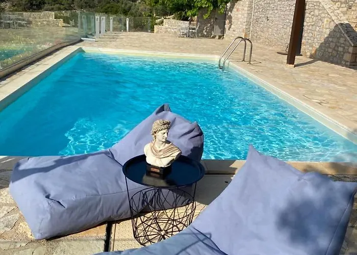 Apollo Romantic Sea View Villa *